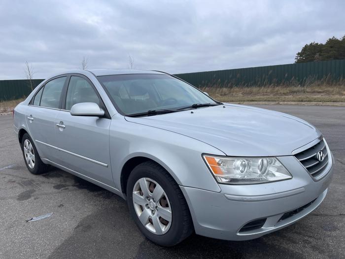 2010 hyundai sonata with 177959 miles for sale near elk-river, minnesota 61b83a9385194913894023a2e35b7e8b.jpg