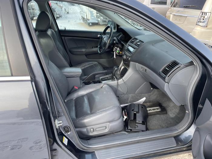 2004 honda accord ex-v6 with 131939 miles for sale near elk-river, minnesota 61fd2c9140c64d8a883cf2bce66230c9.jpg