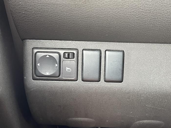 2006 nissan pathfinder le with 242258 miles for sale near elk-river, minnesota 62d51439da9e435eaa6af2c61bc2390a.jpg