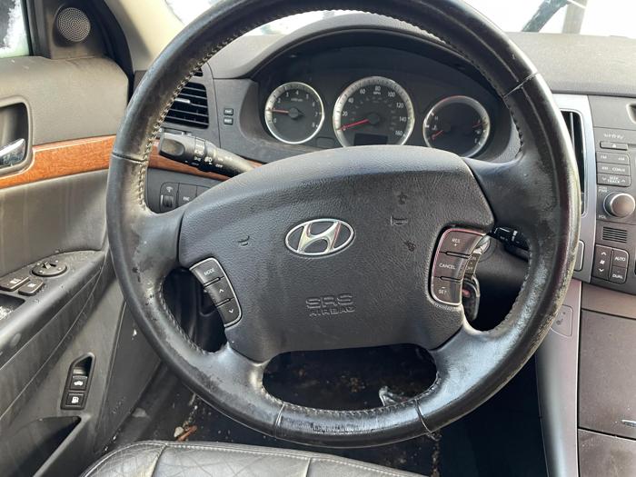 2009 hyundai sonata limited with 214074 miles for sale near elk-river, minnesota 63fe9665d1804b928bf998402e4838b8.jpg