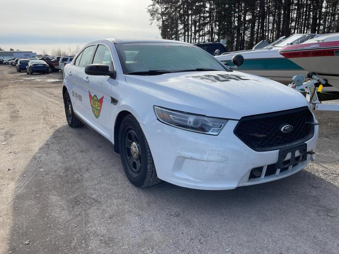 2014 ford taurus police with 229424 miles for sale near elk-river, minnesota 6496449af78a4d0498df39c617267197.jpg