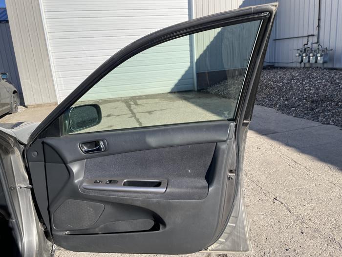 2005 toyota camry with 240226 miles for sale near elk-river, minnesota 65860d55a7fa46a7bdf43988bc67eeef.jpg
