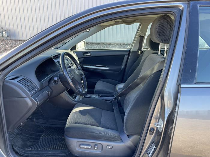 2005 toyota camry with 240226 miles for sale near elk-river, minnesota 68184d0da5064efab80f2069542d07f1.jpg