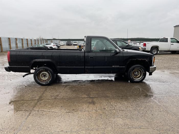1997 chevrolet gmt-400 with 218322 miles for sale near elk-river, minnesota 68ad09210e50448f9f662ca4285f3572.jpg