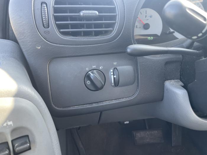 2006 chrysler town-and-country sel with 207153 miles for sale near elk-river, minnesota 68f72fed7ce64d378c3a86289bccb803.jpg
