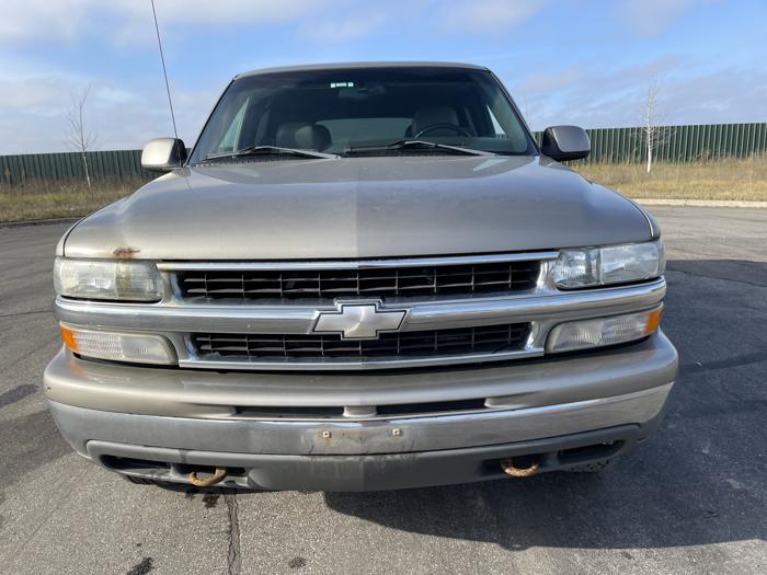 2001 chevrolet tahoe with 265949 miles for sale near elk-river, minnesota 6aa9c03bffa648cb937652ab0baa1511.jpg