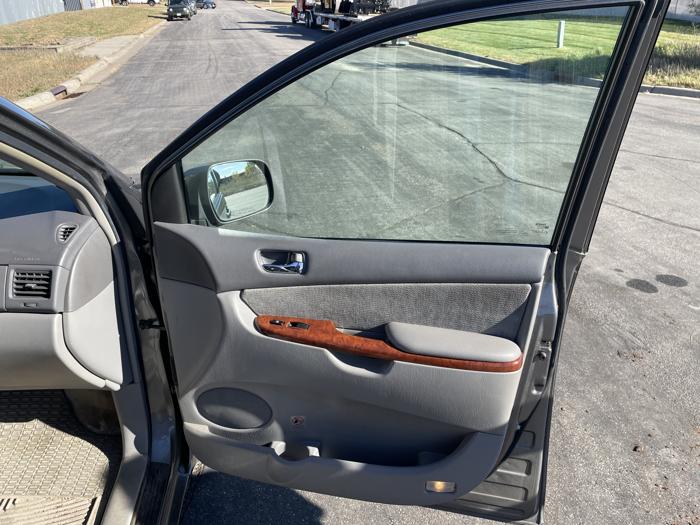 2004 toyota sienna xle with 268017 miles for sale near elk-river, minnesota 6b1d3da1829e4624aad952d8a2437134.jpg