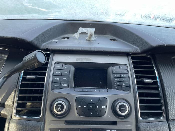 2014 ford taurus police with 229424 miles for sale near elk-river, minnesota 6b66eada52c044c1a13adbf5c0872a5e.jpg
