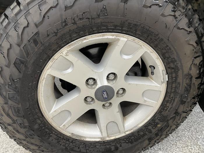 2002 ford f150 xlt with 188087 miles for sale near elk-river, minnesota 6b921e9091b24603bfb842725d612671.jpg