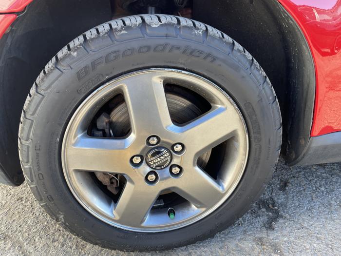 2005 volvo s40 sel with 104898 miles for sale near elk-river, minnesota 6bc18e6f1cc543989e206dd03f7d9da9.jpg