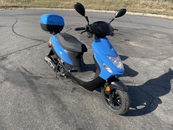 2022 chicago-scooter-company go.,-digita,-go.-maxx with 3942 miles for sale near elk-river, minnesota 6d8cdaddf5b0406187c11c2c50fcffc7.jpg