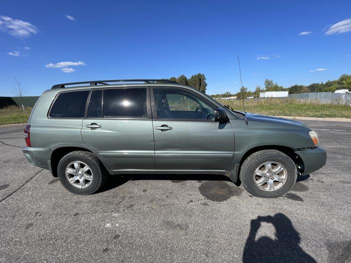 2005 toyota highlander sel with 190664 miles for sale near elk-river, minnesota 6dece0db9e93408e942cc8f010033c2c.jpg