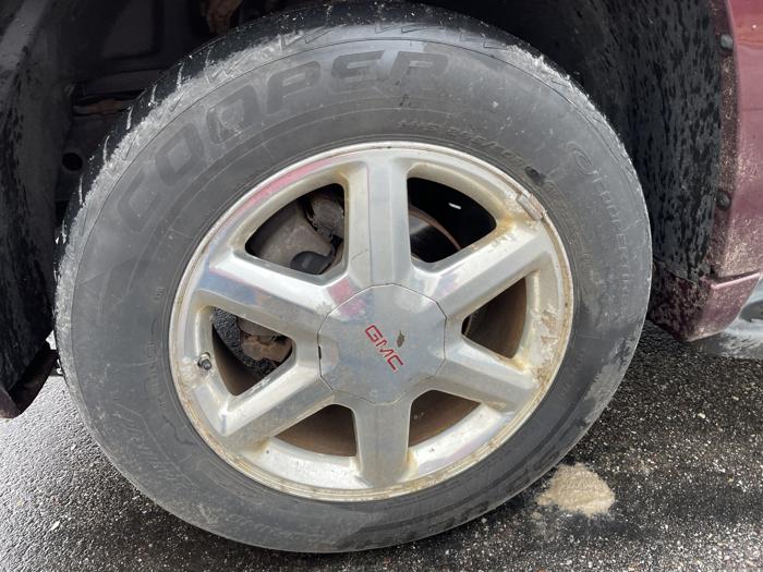 2007 gmc envoy sle1 with 203765 miles for sale near elk-river, minnesota 6e34bdc9d7354356be95e0311234e1b7.jpg