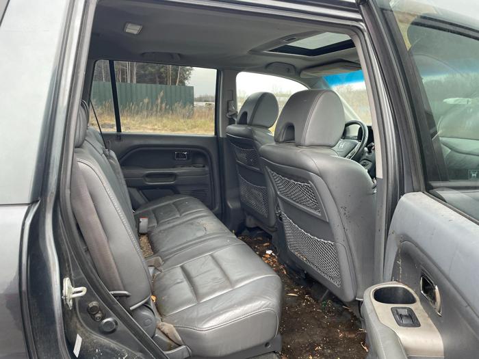 2006 honda pilot ex-l(-with-navi) with 270184 miles for sale near elk-river, minnesota 7400447013df4b92886b257881d4c612.jpg