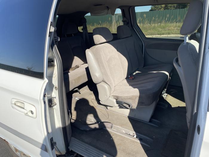 2001 dodge caravan-grand-caravan sport with 388015 miles for sale near elk-river, minnesota 740dc1e58bf7421ba7594f84bdc77b22.jpg