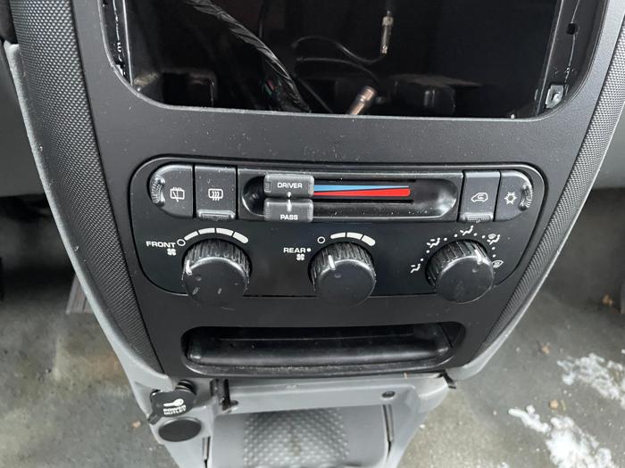 2006 dodge caravan-grand-caravan base with 312029 miles for sale near elk-river, minnesota 7718c661bd234592a5d6a1b87c4af0f3.jpg