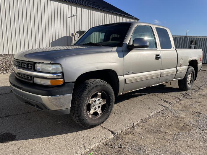 2000 chevrolet silverado 1500 with 233829 miles for sale near elk-river, minnesota 779118ee12514945ab19518d06d698af.jpg