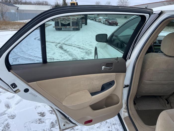 2003 honda accord lx with 172620 miles for sale near elk-river, minnesota 78a1df5800d64cb8b30da3bc624da788.jpg