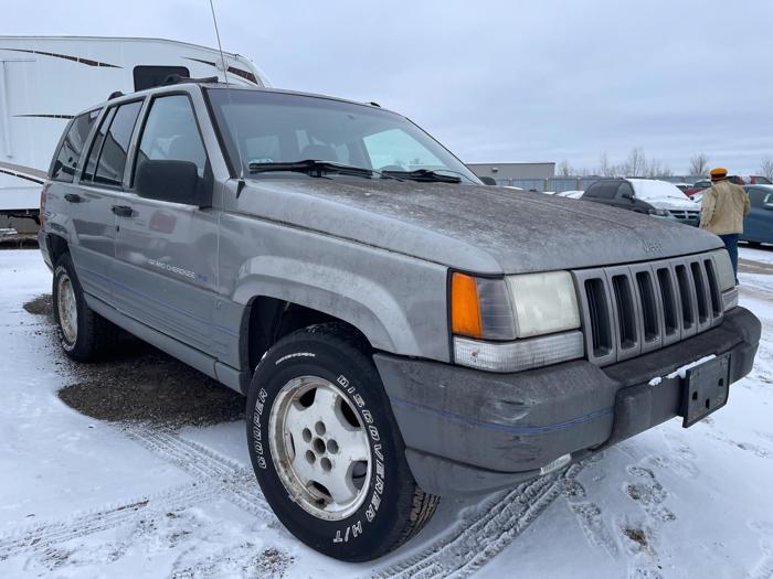1997 jeep grand-cherokee laredo with 218173 miles for sale near elk-river, minnesota 7916a1486fa54979bcc840d230e5bdea.jpg