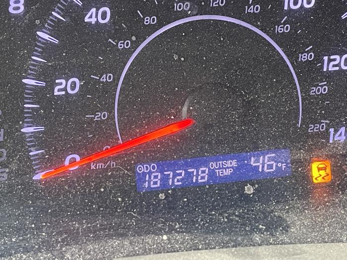 2011 toyota camry base with 187278 miles for sale near elk-river, minnesota 798771a483ae4e83a8c3135c3ff77f1d.jpg