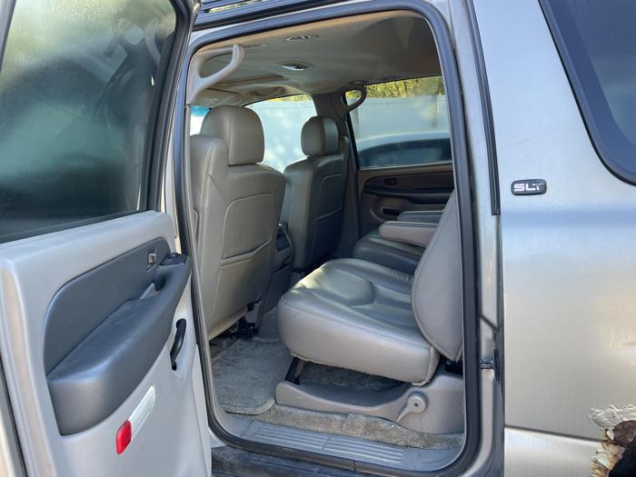 2003 gmc yukon-xl 1500 with 251810 miles for sale near elk-river, minnesota 7bd8c435393d471c86c1ddc4ddf0021c.jpg