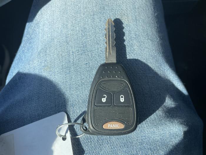 2006 chrysler town-and-country sel with 207153 miles for sale near elk-river, minnesota 7c18c73c98c3447fac1fc20bc5c7d696.jpg