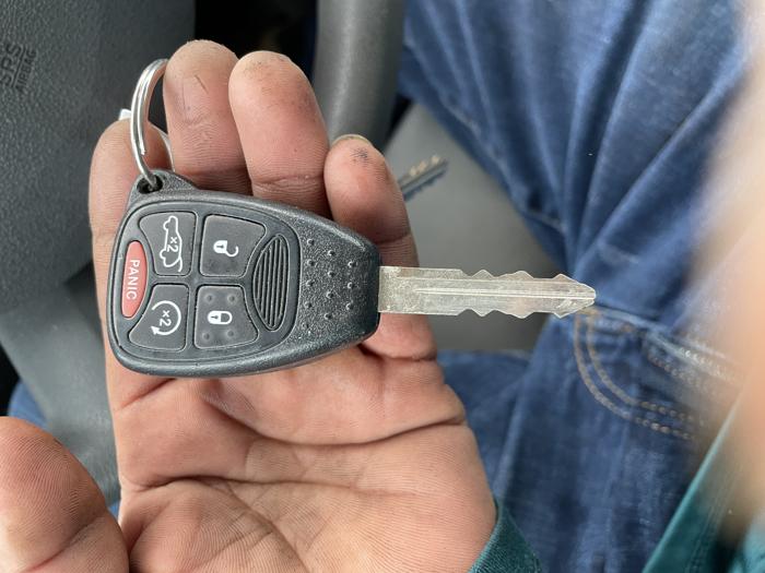 2007 chrysler sebring sel with 89300 miles for sale near elk-river, minnesota 7dd15e0363f045d8a89003a4e4813101.jpg