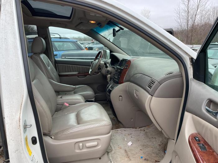 2007 toyota sienna xle with 215279 miles for sale near elk-river, minnesota 7e23c07bef96421c9260e3536ed97157.jpg