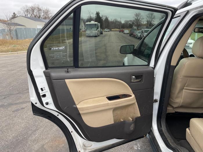 2008 ford taurus-x limited with 187717 miles for sale near elk-river, minnesota 7e2fd8a8cddb4170aa9ea7f087bae1e1.jpg