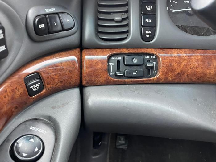 2002 buick lesabre limited for sale near elk-river, minnesota 7e31b16fa34c4e9db3ce8f6b982d6579.jpg