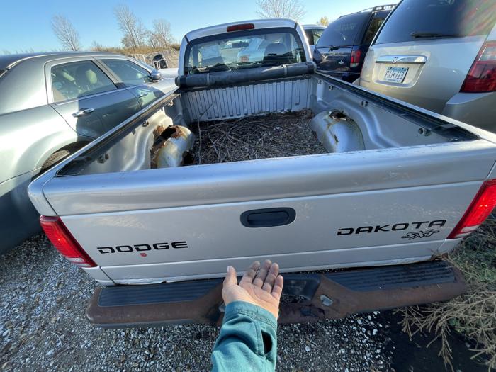 2003 dodge dakota sel with 167365 miles for sale near elk-river, minnesota 80528698f7354a3eb1c4618ec43d7cc5.jpg