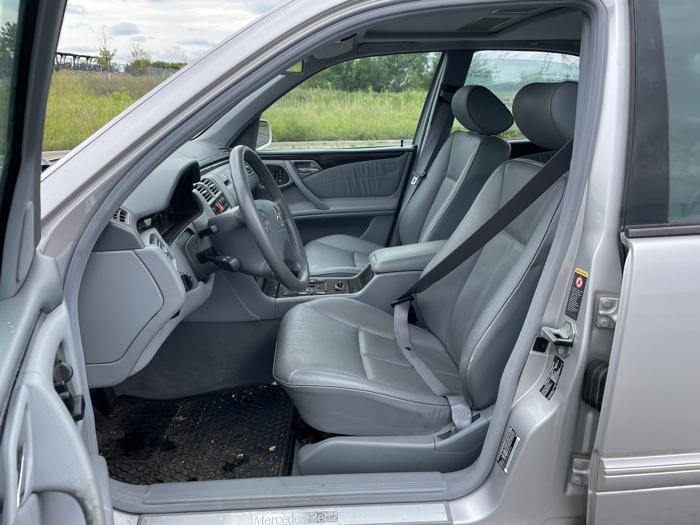 2002 mercedes-benz e320 sel with 120219 miles for sale near elk-river, minnesota 81b52c77d4f3455082024fa984dad637.jpg