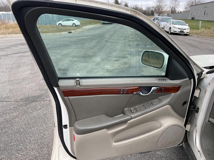 2003 cadillac deville base with 119932 miles for sale near elk-river, minnesota 828c63ef88a34422bae7ef26bbea1cd9.jpg