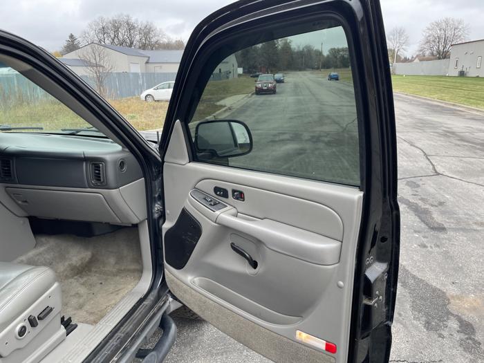 2005 chevrolet tahoe with 228414 miles for sale near elk-river, minnesota 829fbd28925f434a930c3186ed1a9308.jpg