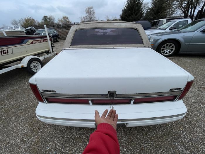 1997 lincoln town-car sel with 257716 miles for sale near elk-river, minnesota 8301c3c13c124f08879610e2c2c2f121.jpg