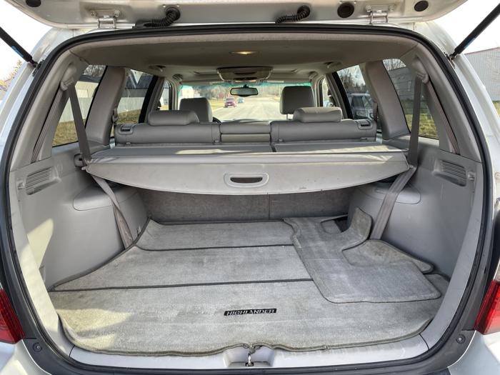 2004 toyota highlander std with 220107 miles for sale near elk-river, minnesota 8329add39c404ea8b0567e346fa79644.jpg