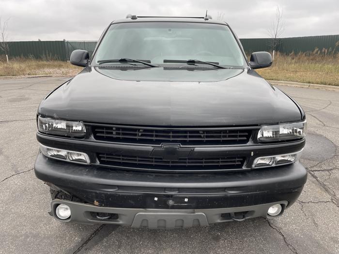 2005 chevrolet tahoe with 228414 miles for sale near elk-river, minnesota 83cd26533149458d864d64d24b0da5e0.jpg
