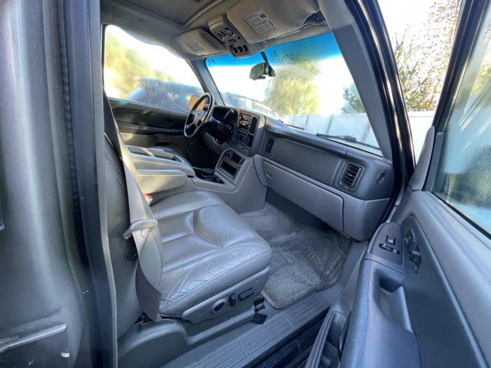 2003 gmc yukon-xl 1500 with 251810 miles for sale near elk-river, minnesota 83fb8700bed7402d9ecd630a40a2a3c7.jpg