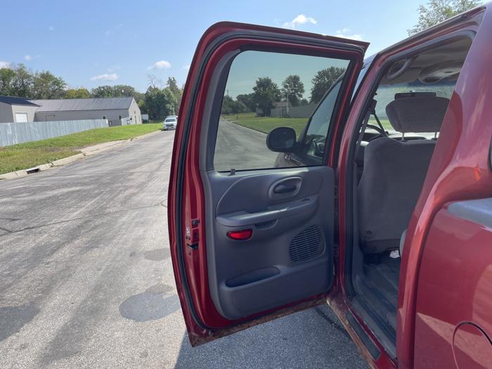 2001 ford f150 xlt with 208185 miles for sale near elk-river, minnesota 8531938c1c7d4cec8bb3e976e7495946.jpg