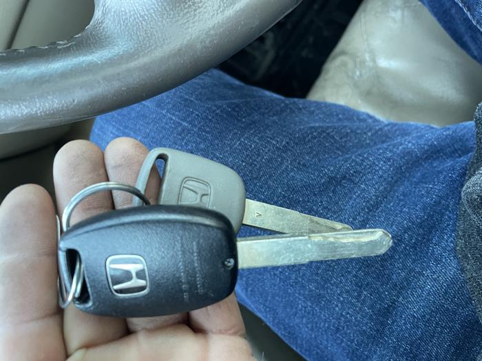 2004 honda accord ex-v6 with 250349 miles for sale near elk-river, minnesota 885a0f326ad64967932e2b7064ea7fb6.jpg