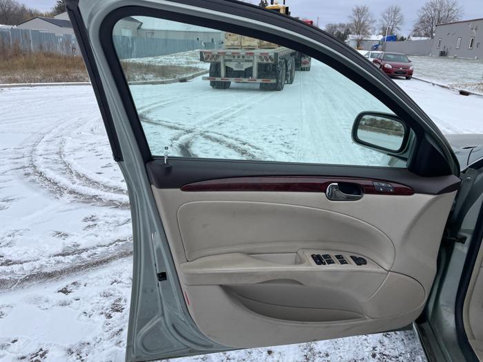 2007 buick lucerne with 61384 miles for sale near elk-river, minnesota 8b67c337113740ca98cc25de2809d538.jpg