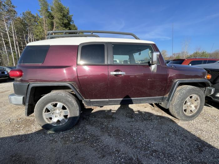 2007 toyota fj-cruiser sel with 303661 miles for sale near elk-river, minnesota 8c6ab1926b004becb4fed726068cfdcf.jpg