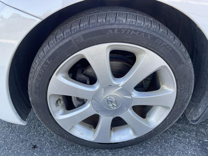 2013 hyundai elantra limited with 159781 miles for sale near elk-river, minnesota 8e8a0122849a4067871b245338c24f62.jpg