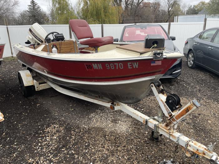 1985 lund boat for sale near elk-river, minnesota 8f47fd21f97f4f6d95031db9ad497d1e.jpg