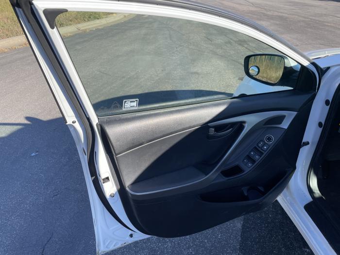 2013 hyundai elantra limited with 159781 miles for sale near elk-river, minnesota 8fb1f7b7d48b4cd88168596f6e0dc3d2.jpg
