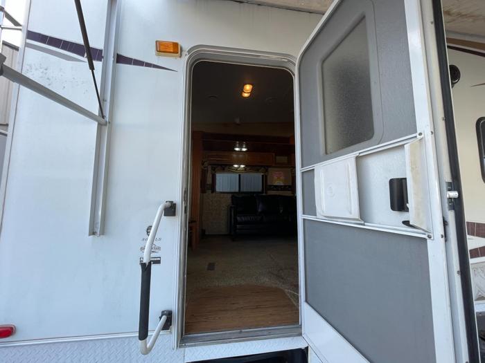 2008 keyo 5th-wheel-rv-trailer for sale near elk-river, minnesota 8fb7952b7a8a474880a2efc6aa072706.jpg