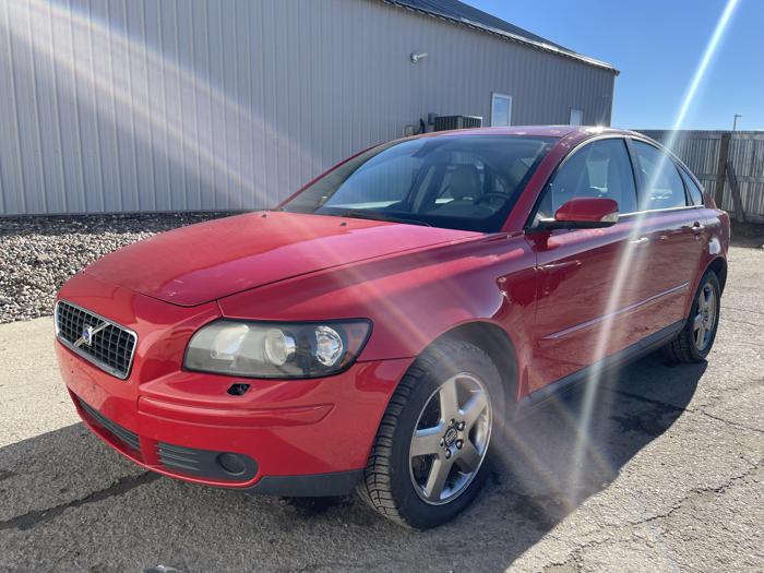 2005 volvo s40 sel with 104898 miles for sale near elk-river, minnesota 9037bffdca434934bc7ff0101faac74b.jpg