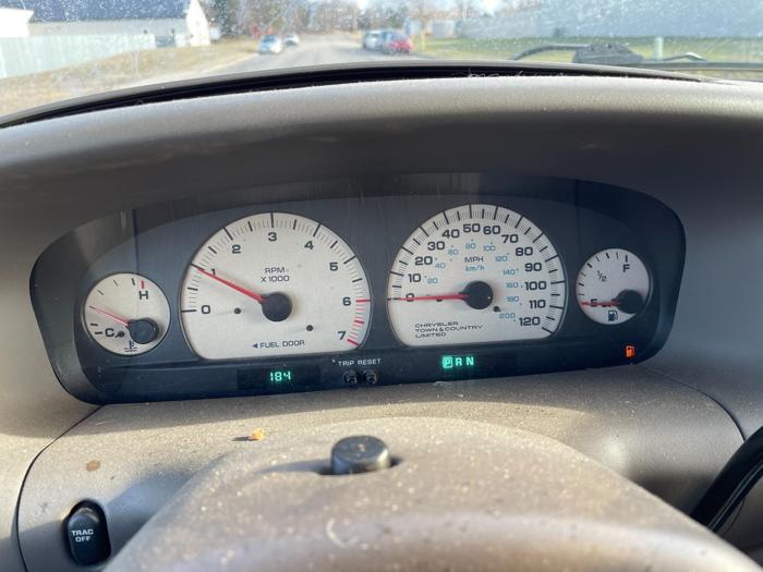 2000 chrysler town-and-country limited with 184467 miles for sale near elk-river, minnesota 907ad397830a4b5ba66ecc6707dcbe17.jpg