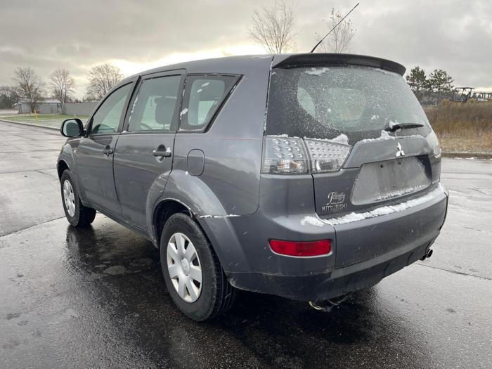 2007 mitsubishi outlander sel with 174016 miles for sale near elk-river, minnesota 913f392a0d344d5f8b08eb91f5eadf43.jpg