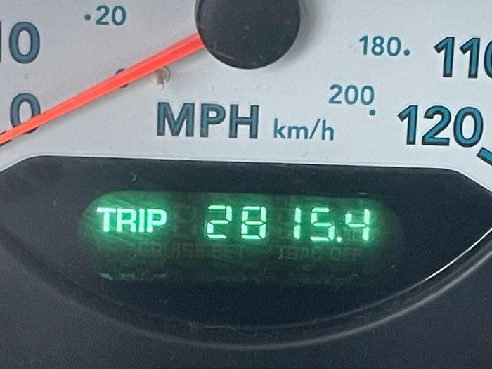 2006 dodge caravan-grand-caravan base with 312029 miles for sale near elk-river, minnesota 9310b3c82f554831b174a4ee7e614348.jpg